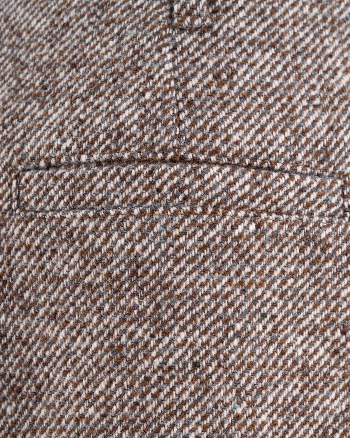 shop BRUNELLO CUCINELLI  Gonna: Brunello Cucinelli gonna Sartorial Pencil. 
Mélange di lana vergine e seta con monile.
Chiusura a zip con gancetto in metallo e controbottone.
Tasche frontali "americane".
Tasche posteriori a filetto.
Fondo con spacco.
Foderato.
Composizione: 73% LANA VERGINE, 22% SETA, 5% POLIAMMIDE.
Made in Italy.. MG531G3918-C6321 number 2157498